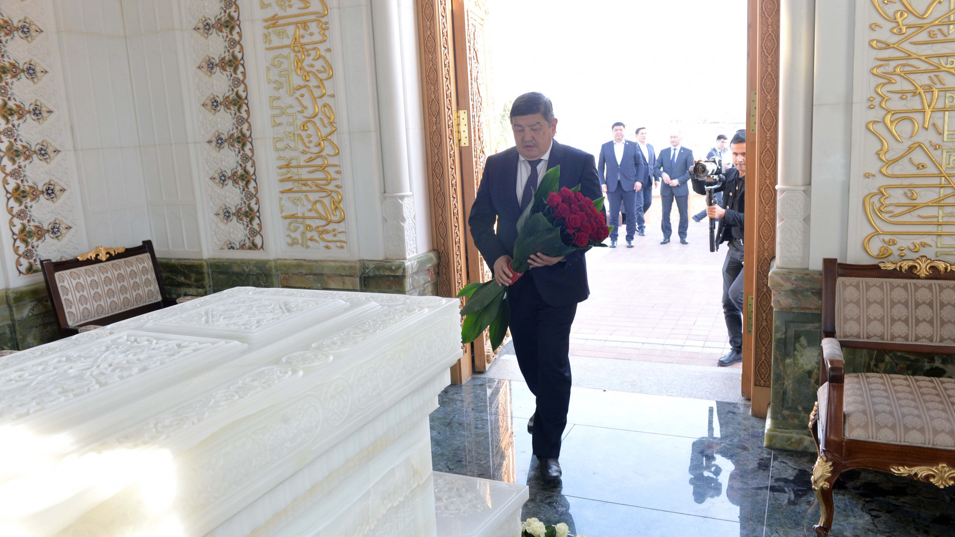 Президент и Каримов в Тадж Махал