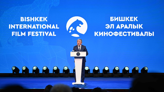 Министрлер Кабинетинин Төрагасы Адылбек Касымалиев III Бишкек эл аралык кинофестивалынын ачылыш аземине катышты