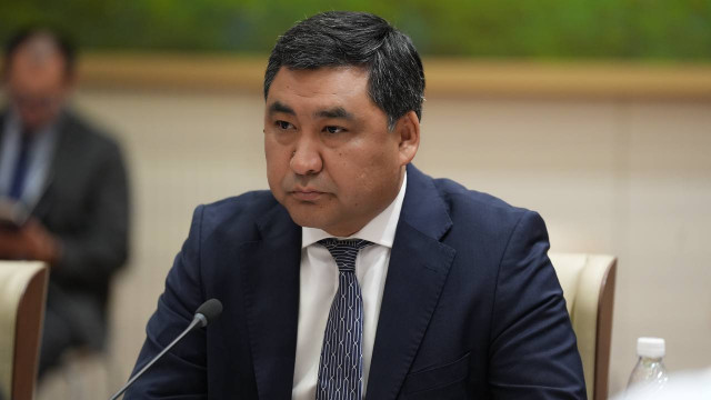 МинКаб башчысынын биринчи орун басары Данияр Амангельдиев Улуу Британиянын элчиси Николас Боулер менен Лондонго болгон сапардын жыйынтыгын жана кызматташтыктын келечегин талкуулады