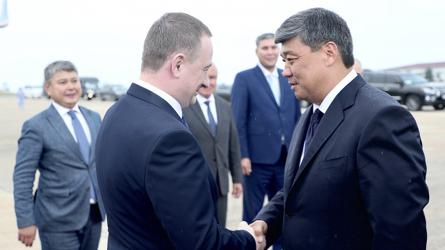 Беларусь Республикасынын Премьер-министри Александр Турчин Евразия өкмөттөр аралык кеңешинин жыйынына катышуу үчүн Кыргыз Республикасына келди