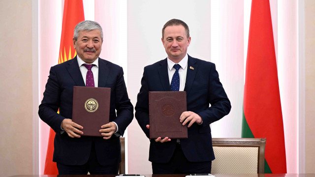 МинКаб Төрагасы Адылбек Касымалиевдин Беларусь Республикасына болгон расмий сапарынын жыйынтыгында бир катар эл аралык документтерге кол коюлду